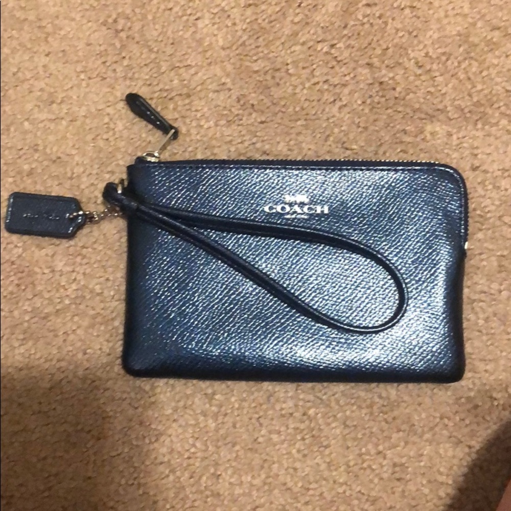 Navy blue coach wristlet hint of sparkle